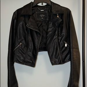 Cropped Leather Jacket
